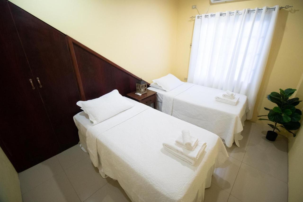Stacys Place #1 2 Bedroom Apartment Port of Spain Exteriör bild