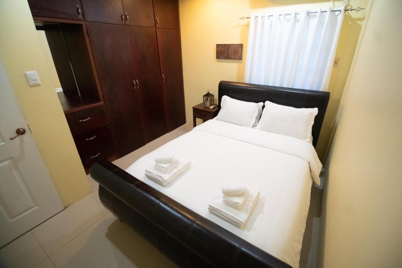 Stacys Place #1 2 Bedroom Apartment Port of Spain Exteriör bild